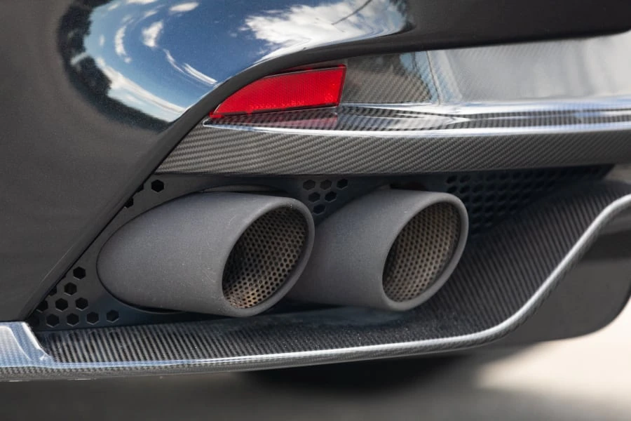 2019 Aston Martin Rapide - Image 14 of 31