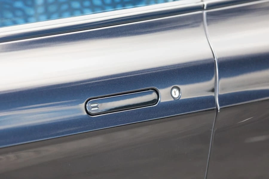 2019 Aston Martin Rapide - Image 15 of 31