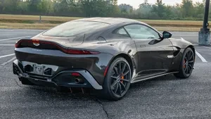 2019 Aston Martin V8 Vantage (2019+) - Image 3 of 7