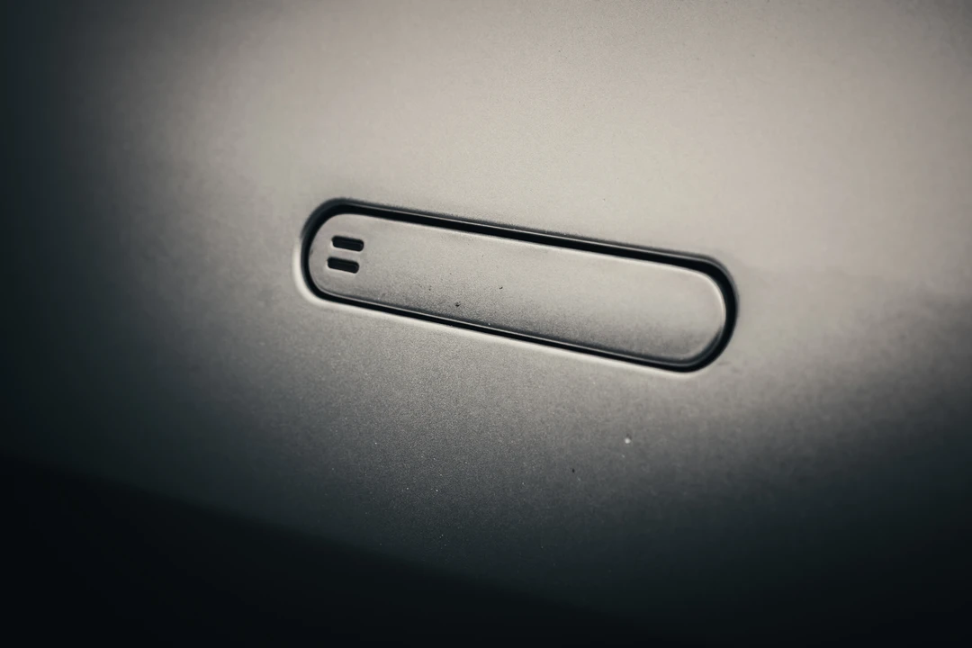 2018 Aston Martin V8 Vantage (2019+) - Image 23 of 31