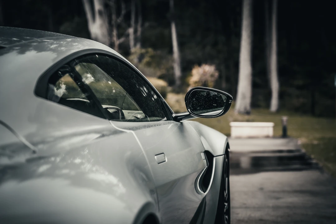 2018 Aston Martin V8 Vantage (2019+) - Image 27 of 31