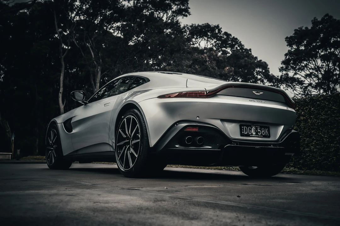 2018 Aston Martin V8 Vantage (2019+) - Image 13 of 31