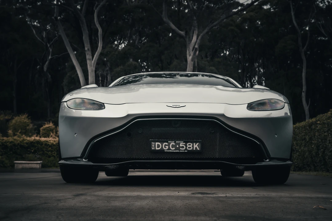 2018 Aston Martin V8 Vantage (2019+) - Image 10 of 31
