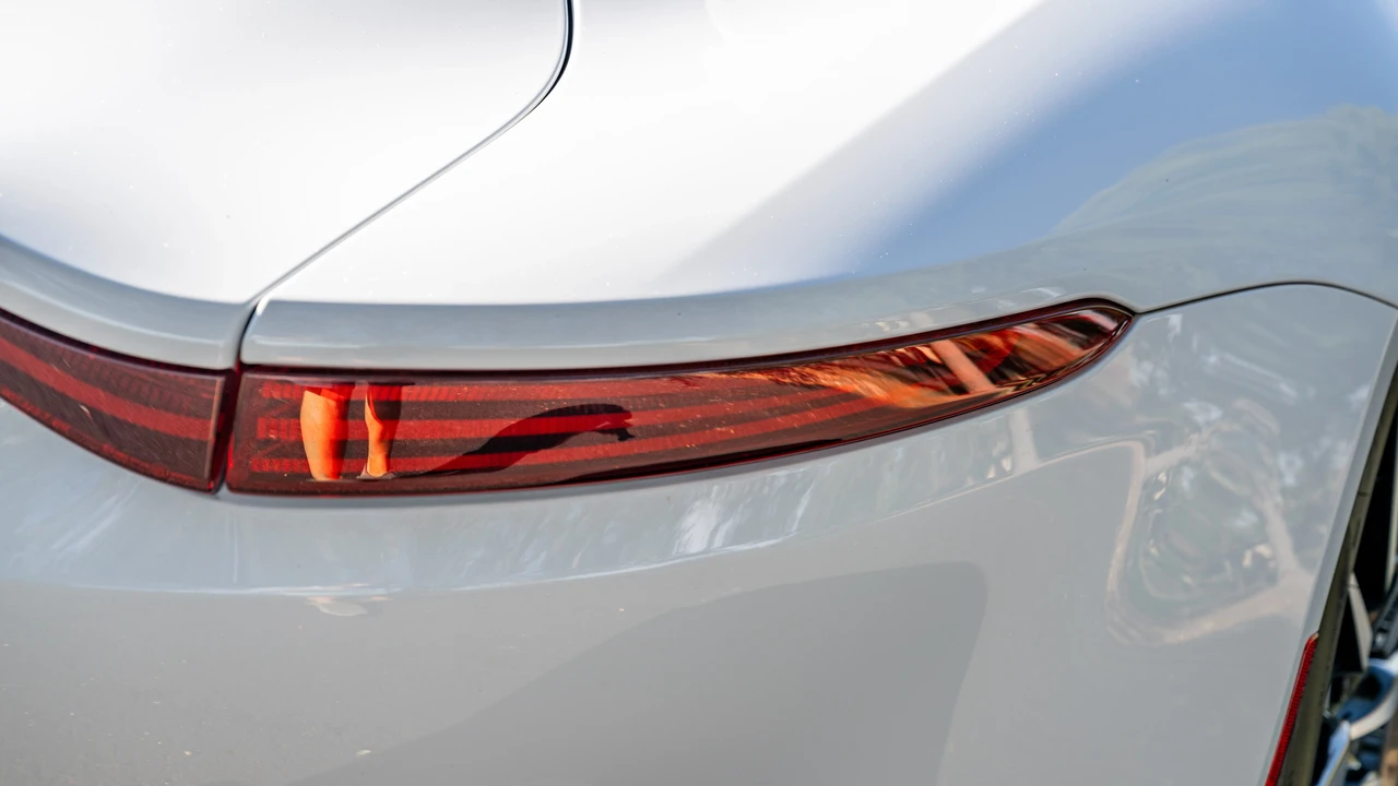 2019 Aston Martin V8 Vantage (2019+) - Image 16 of 31