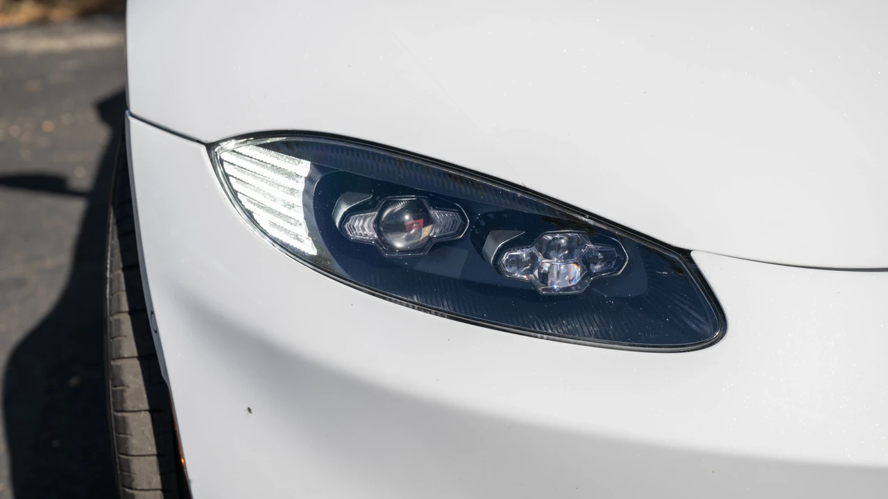 2019 Aston Martin V8 Vantage (2019+) - Image 11 of 31