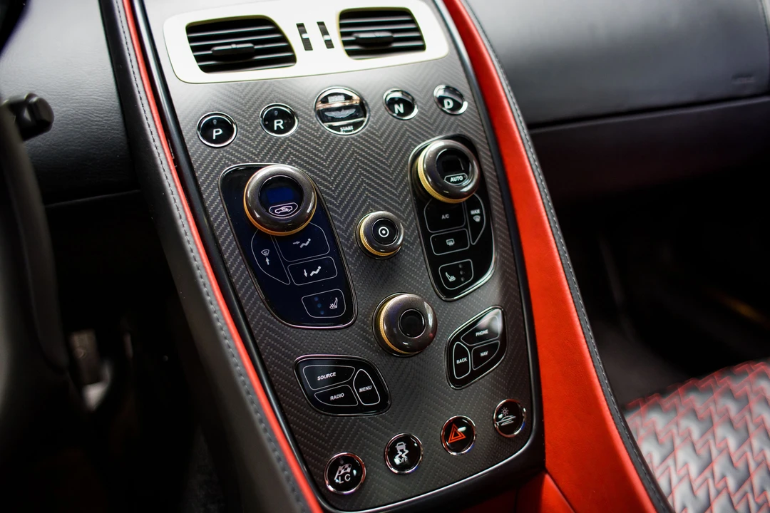 2019 Aston Martin Vanquish 2nd Gen - Image 6 of 31