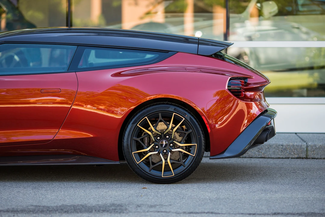 2019 Aston Martin Vanquish 2nd Gen - Image 26 of 31