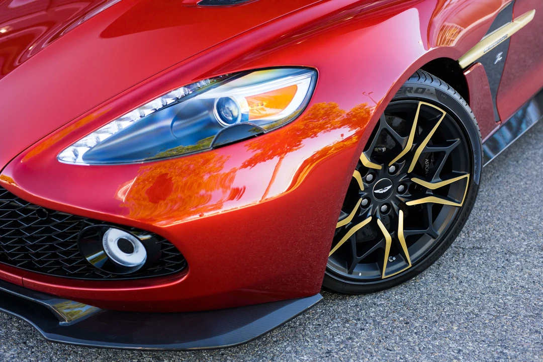 2019 Aston Martin Vanquish 2nd Gen - Image 24 of 31