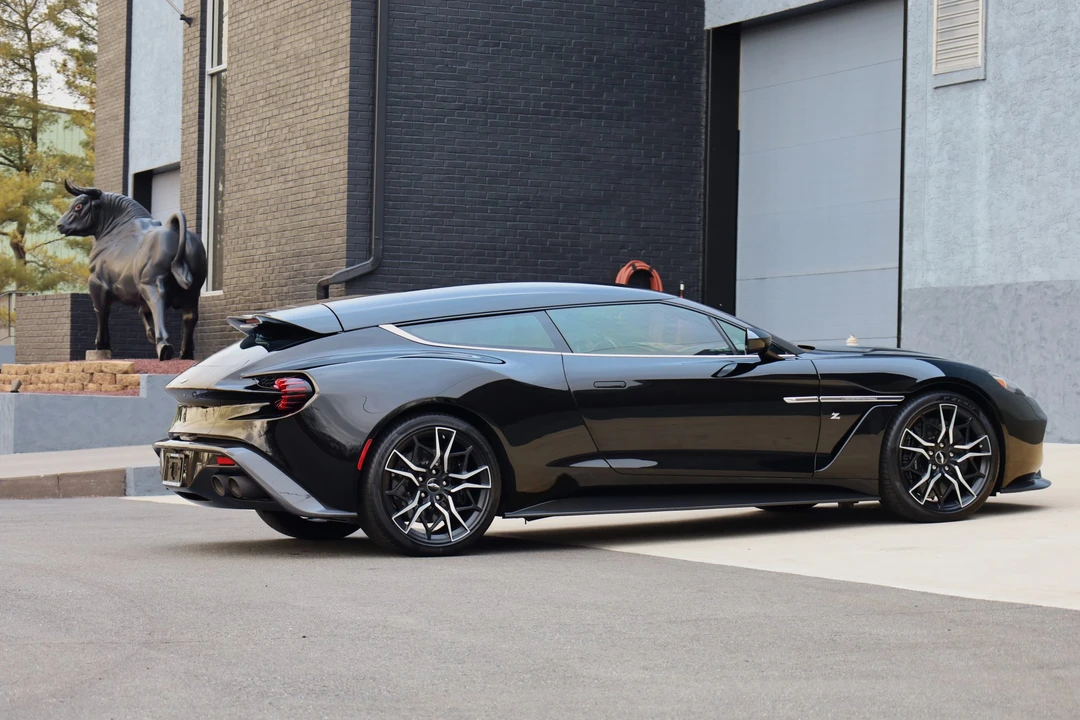 2019 Aston Martin Vanquish 2nd Gen - Image 9 of 31