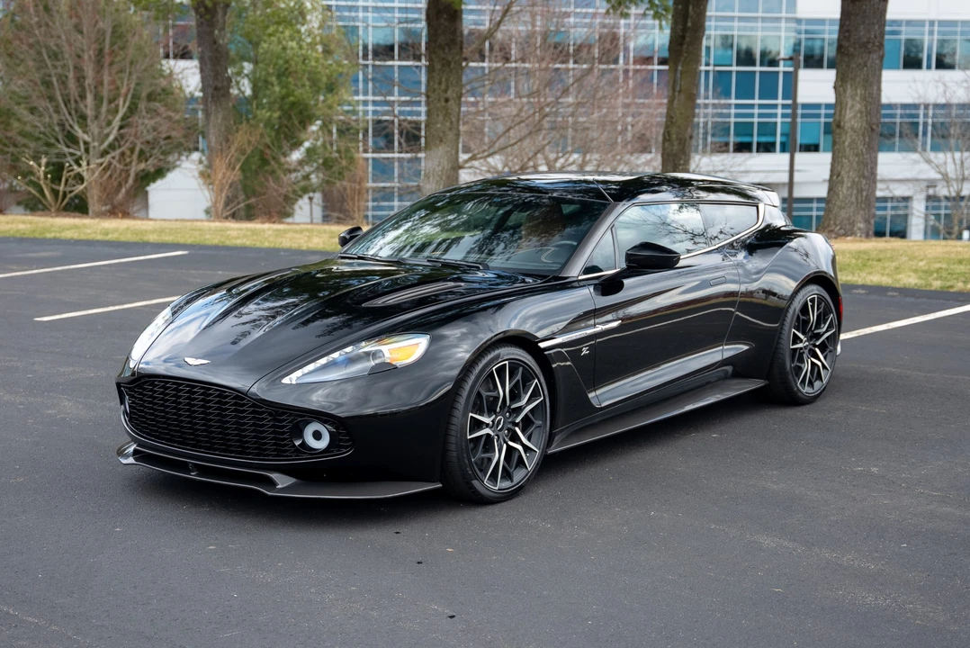 2019 Aston Martin Vanquish Zagato - Image 3 of 31