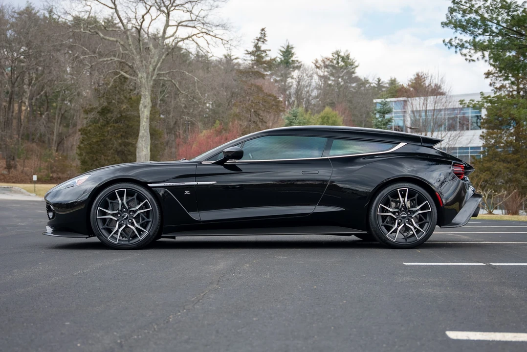 2019 Aston Martin Vanquish Zagato - Image 4 of 31