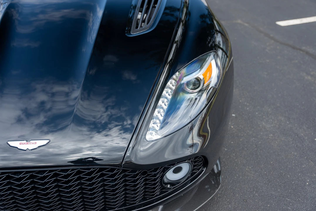 2019 Aston Martin Vanquish Zagato - Image 24 of 31