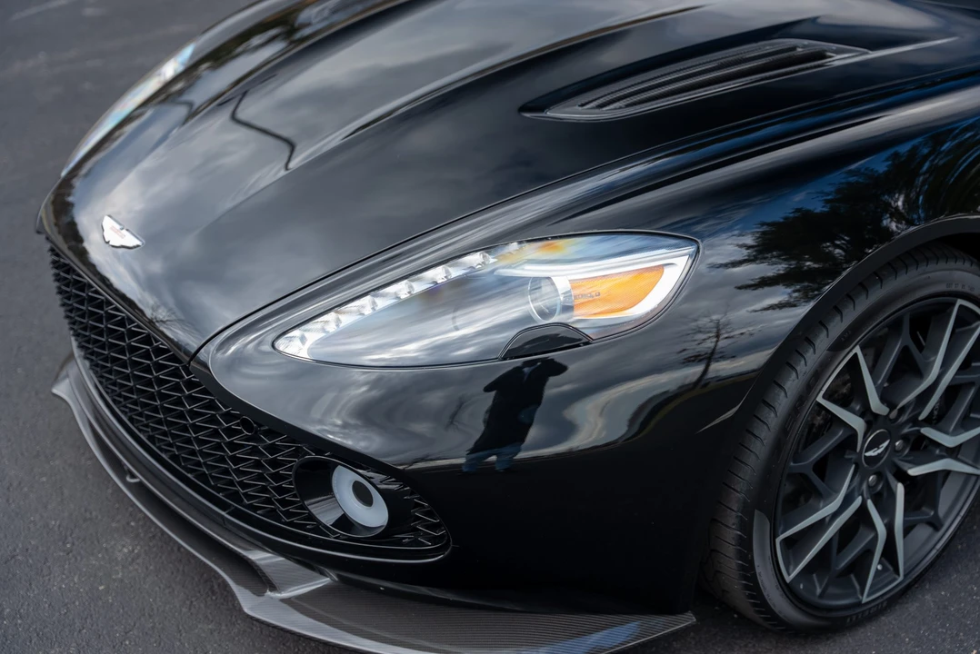 2019 Aston Martin Vanquish Zagato - Image 21 of 31