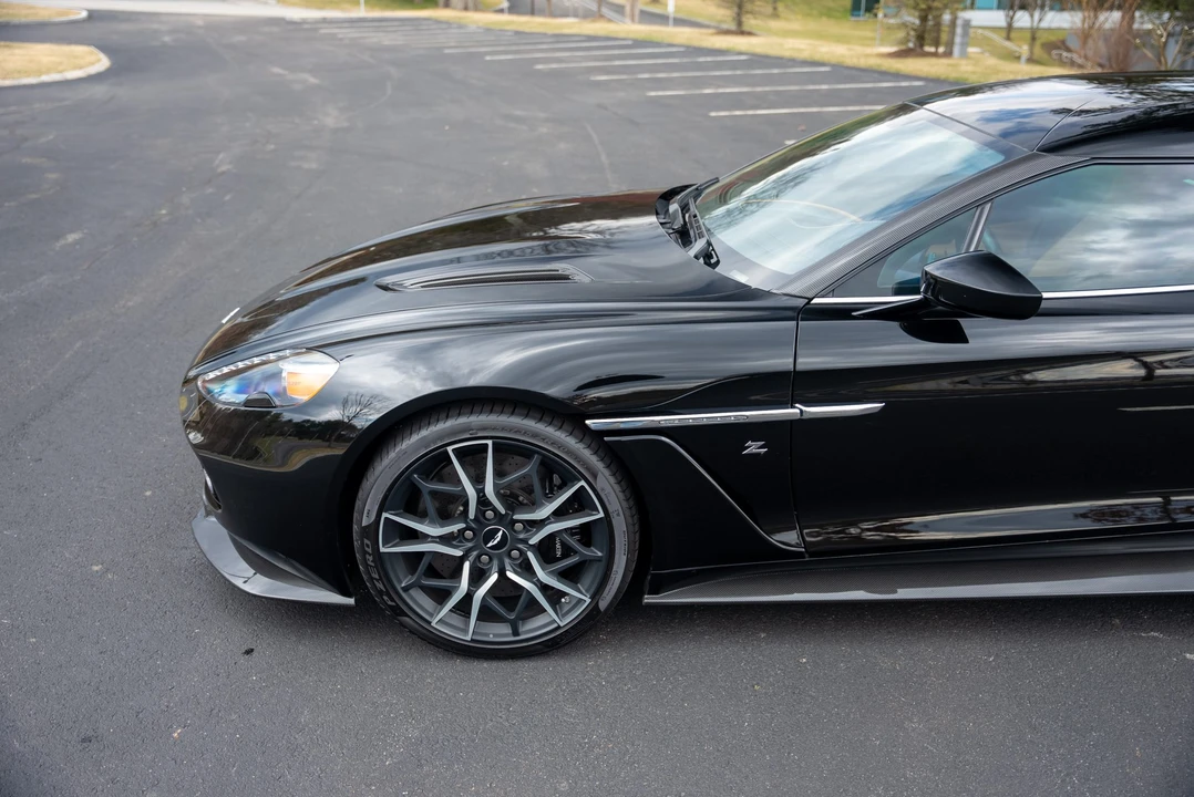2019 Aston Martin Vanquish Zagato - Image 30 of 31