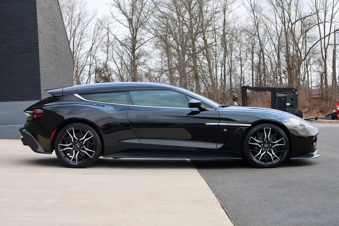 2019 Aston Martin Vanquish 2nd Gen - Image 10 of 31
