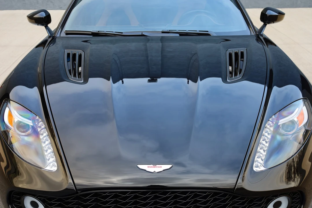 2019 Aston Martin Vanquish 2nd Gen - Image 15 of 31