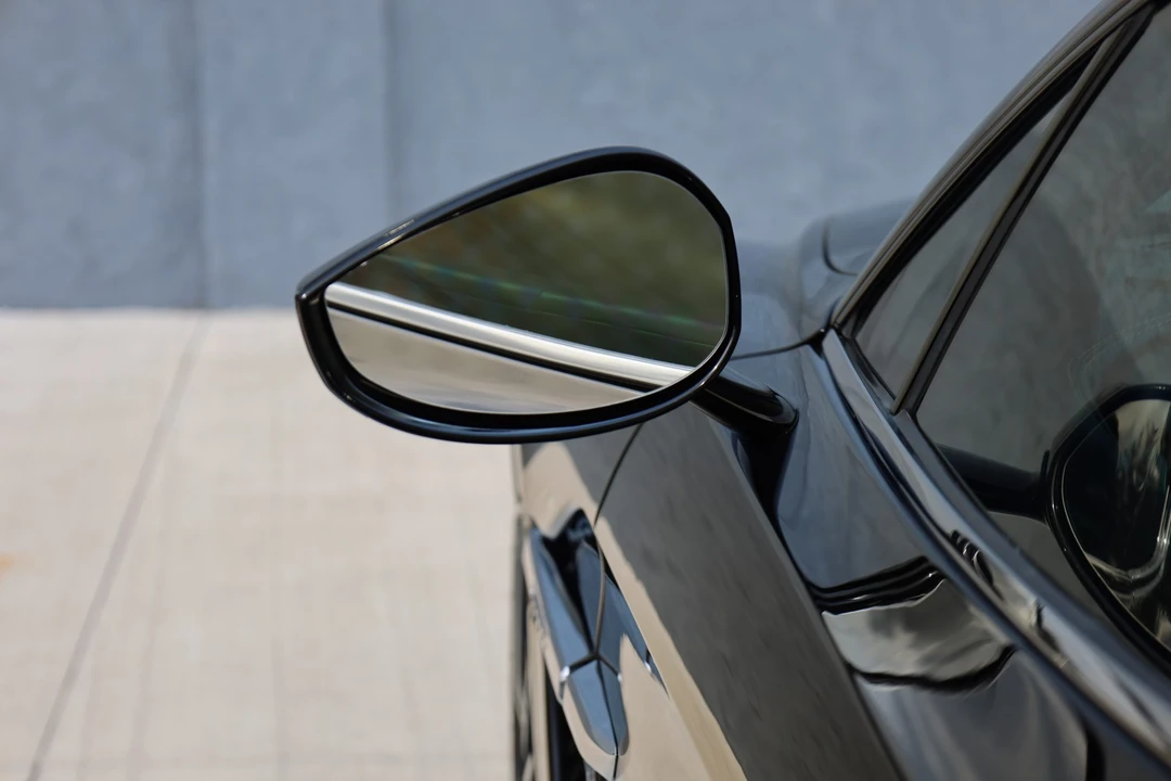 2019 Aston Martin Vanquish 2nd Gen - Image 26 of 31