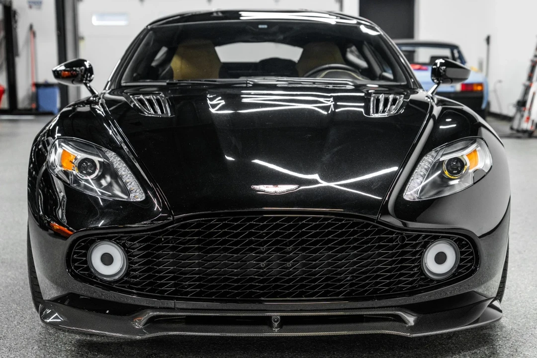 2019 Aston Martin Vanquish 3rd Gen - Image 4 of 21