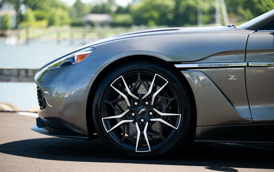 2019 Aston Martin Vanquish 2nd Gen - Image 13 of 25