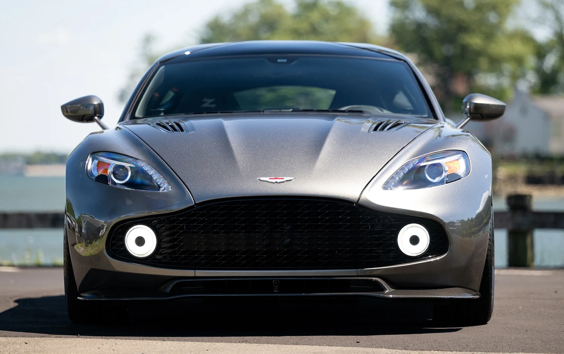 2019 Aston Martin Vanquish 2nd Gen - Image 8 of 25