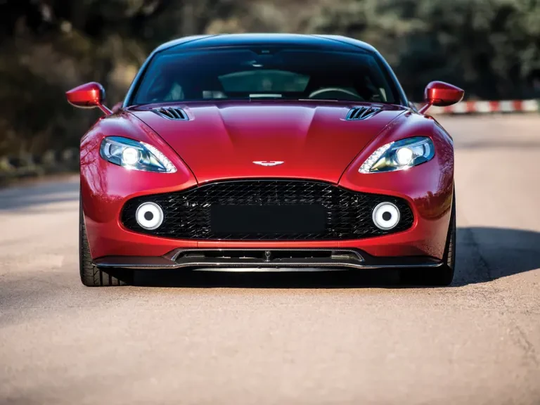 2019 Aston Martin Vanquish 2nd Gen - Image 9 of 31