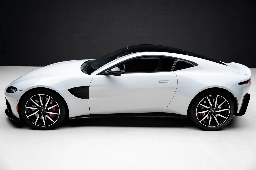 2019 Aston Martin V8 Vantage (2019+) - Image 16 of 31