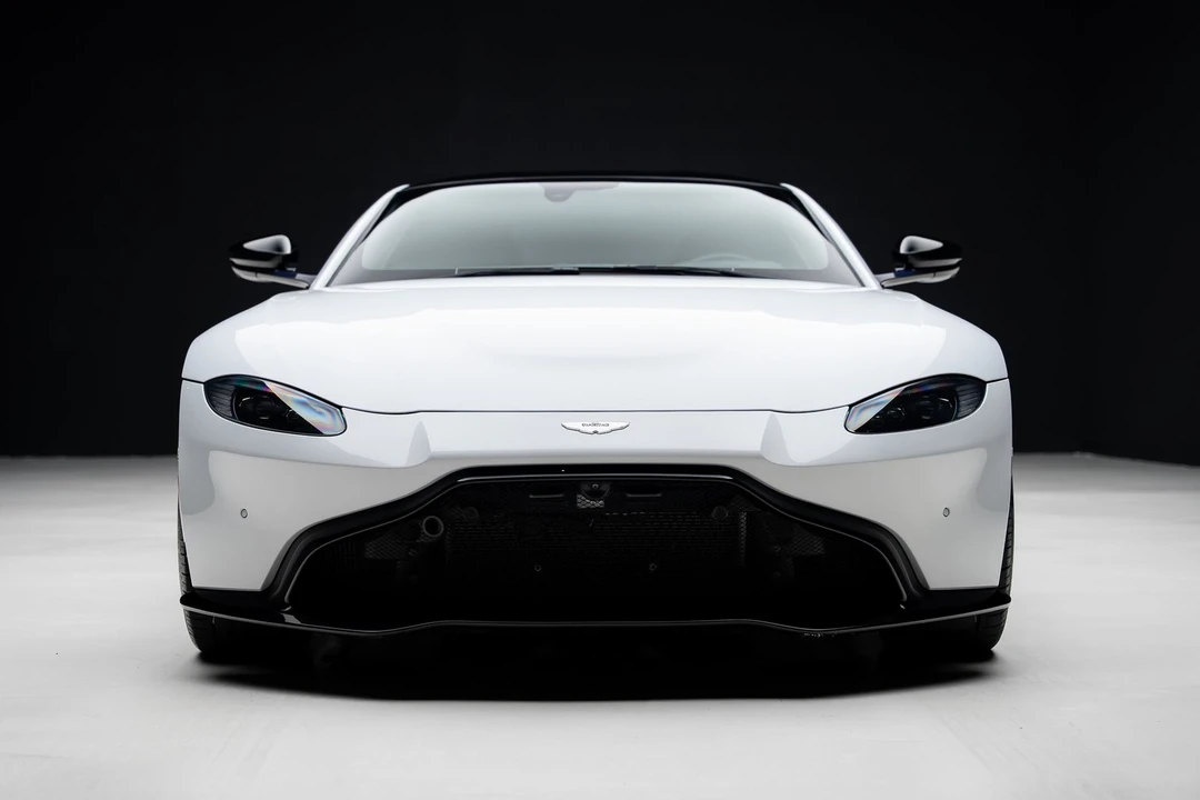2019 Aston Martin V8 Vantage (2019+) - Image 8 of 31
