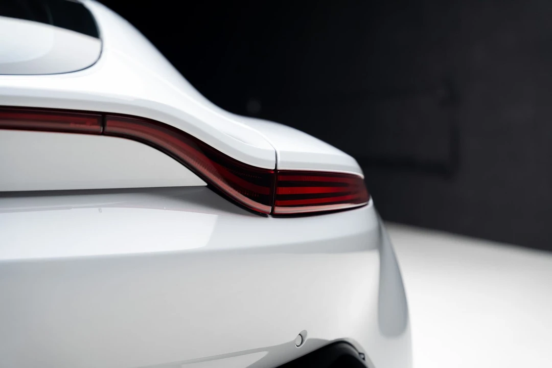 2019 Aston Martin V8 Vantage (2019+) - Image 28 of 31