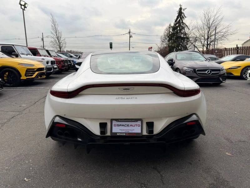 2019 Aston Martin V8 Vantage (2019+) - Image 7 of 12