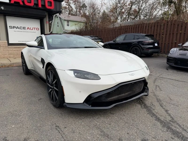 2019 Aston Martin V8 Vantage (2019+) - Image 4 of 12