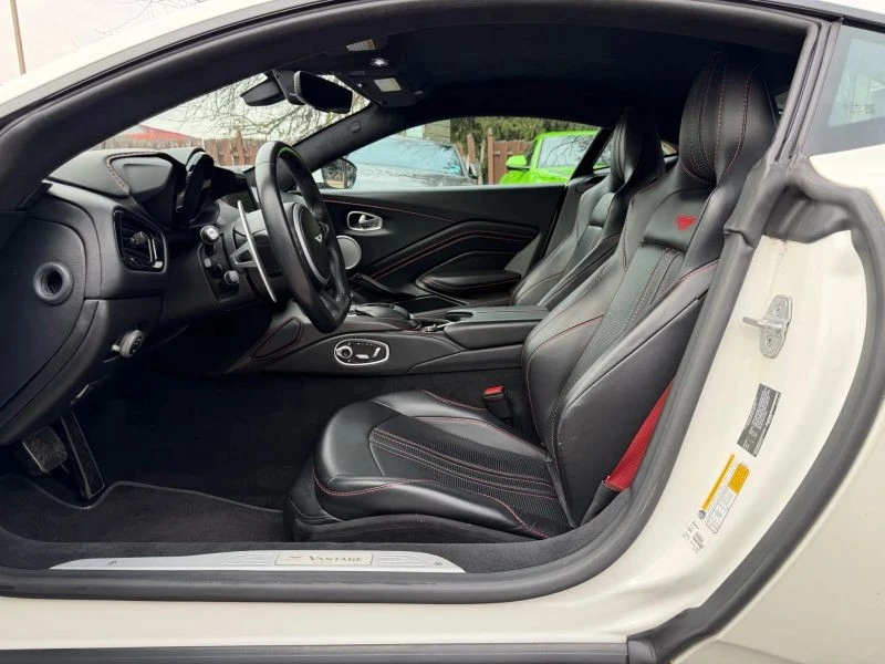 2019 Aston Martin V8 Vantage (2019+) - Image 11 of 12