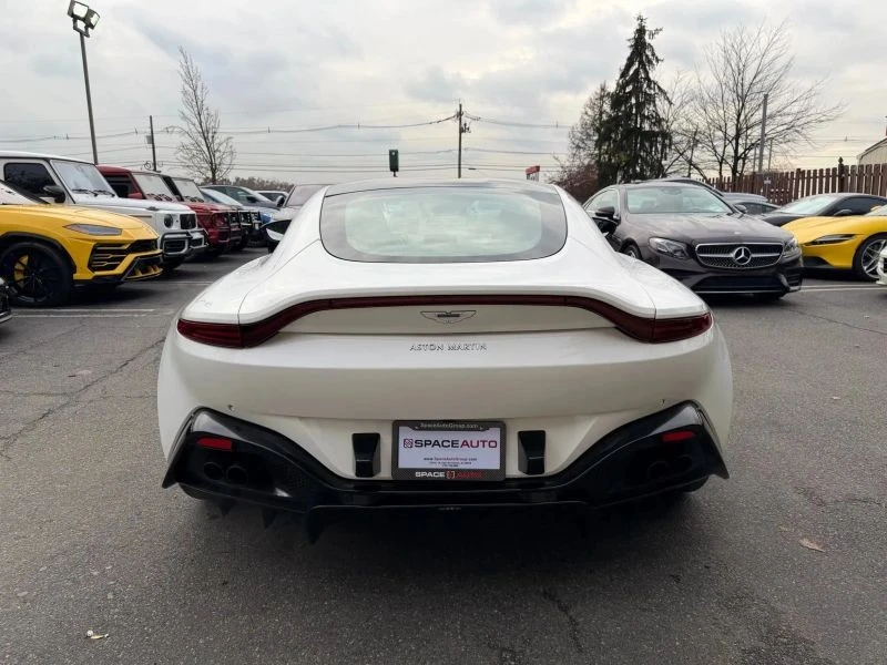 2019 Aston Martin V8 Vantage (2019+) - Image 7 of 12