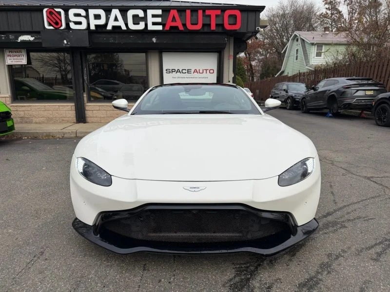 2019 Aston Martin V8 Vantage (2019+) - Image 3 of 12