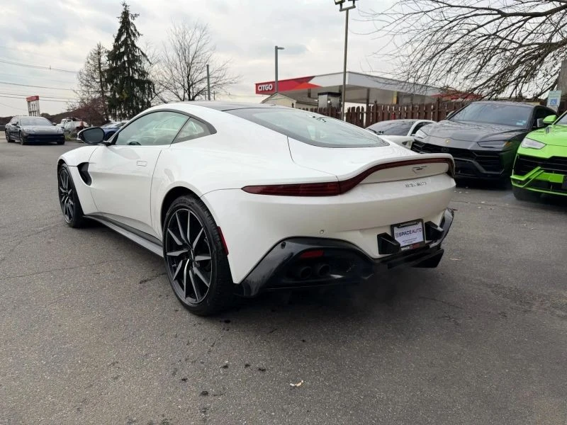 2019 Aston Martin V8 Vantage (2019+) - Image 8 of 12