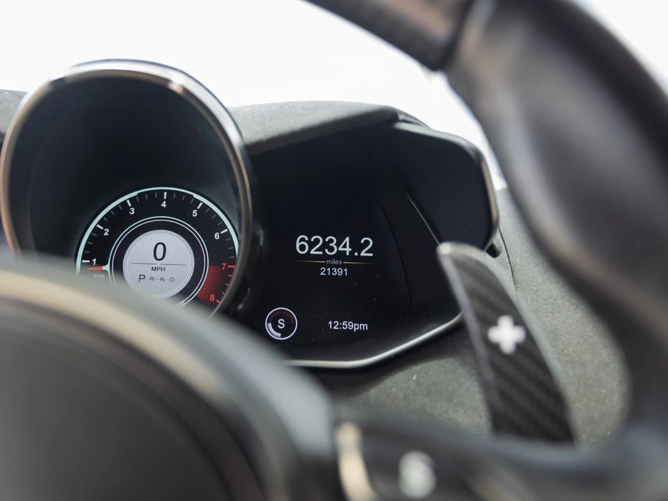 2019 Aston Martin V8 Vantage (2019+) - Image 6 of 11