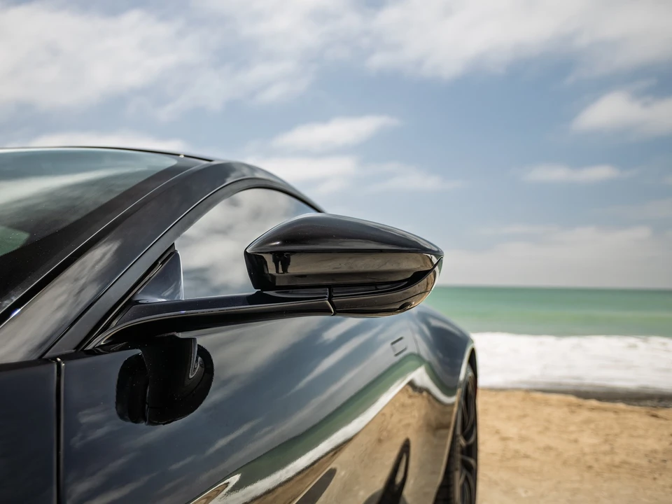 2019 Aston Martin V8 Vantage (2019+) - Image 4 of 11