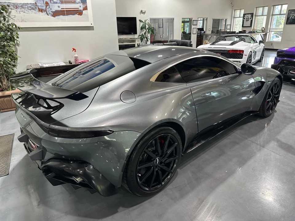 2019 Aston Martin V8 Vantage (2019+) - Image 2 of 31