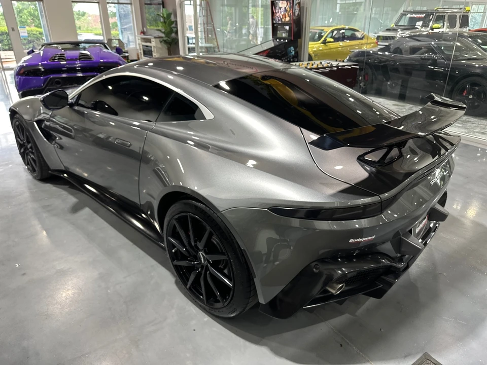 2019 Aston Martin V8 Vantage (2019+) - Image 12 of 31