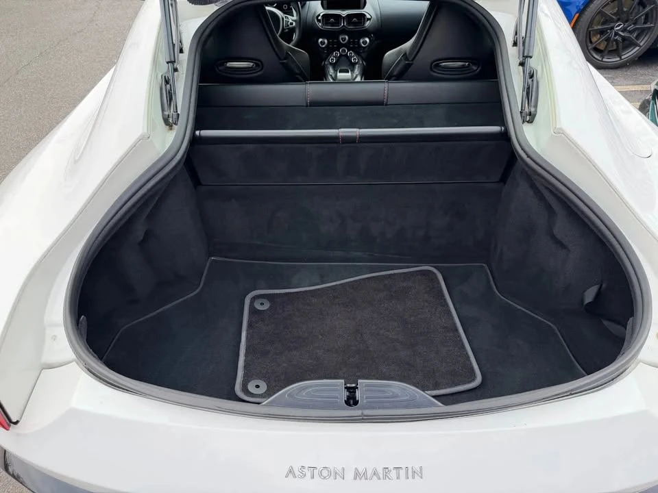 2019 Aston Martin V8 Vantage (2019+) - Image 5 of 9