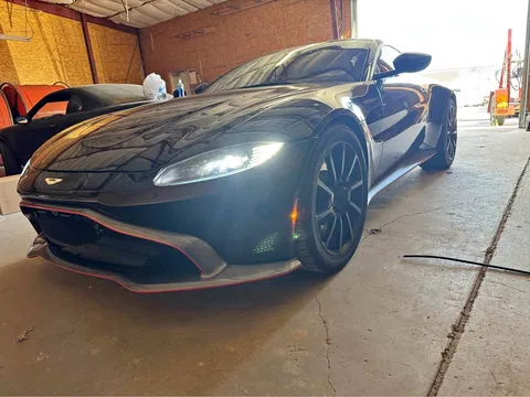 2019 Aston Martin Vantage Coupe 2D