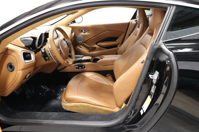 2019 Aston Martin V8 Vantage (2019+) - Image 14 of 31