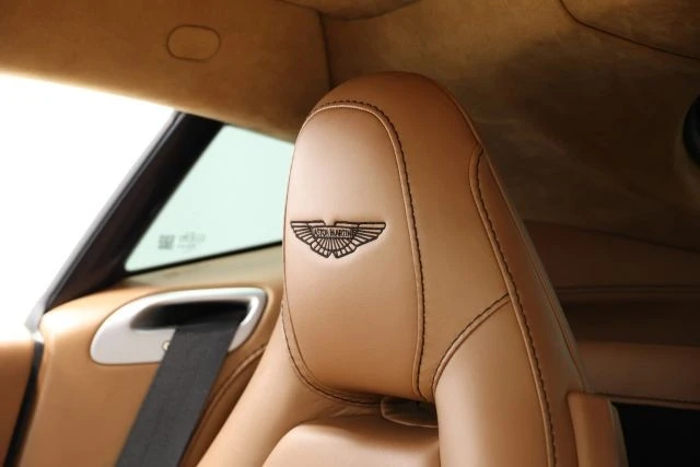 2019 Aston Martin V8 Vantage (2019+) - Image 17 of 31