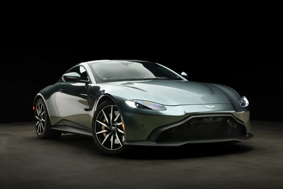 2019 Aston Martin V8 Vantage (2019+) - Image 14 of 31