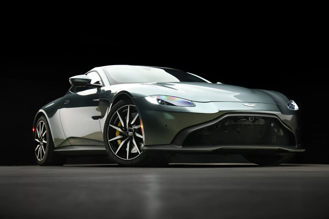 2019 Aston Martin V8 Vantage (2019+) - Image 13 of 31