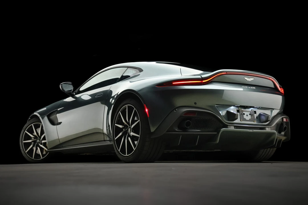 2019 Aston Martin V8 Vantage (2019+) - Image 27 of 31
