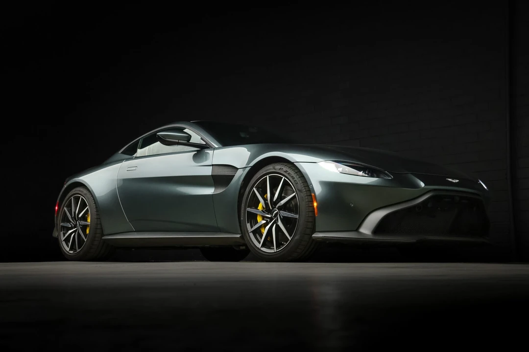 2019 Aston Martin V8 Vantage (2019+) - Image 12 of 31
