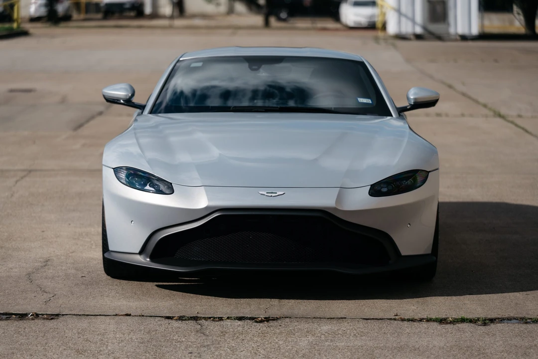 2019 Aston Martin V8 Vantage (2019+) - Image 24 of 31