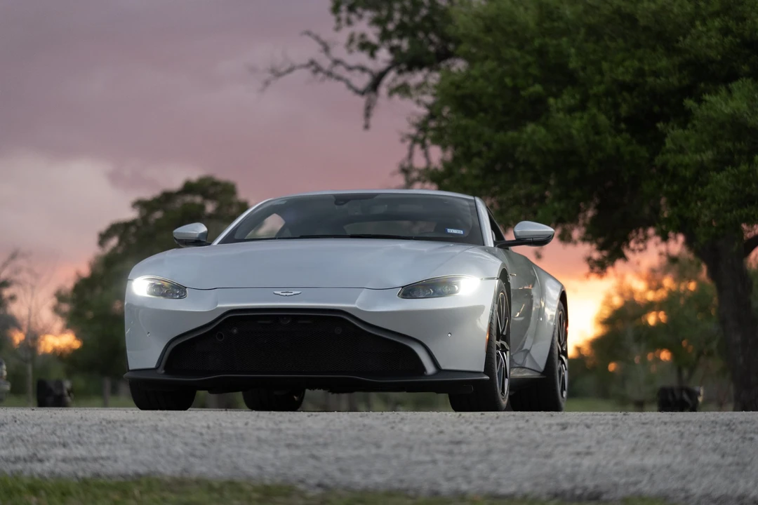 2019 Aston Martin V8 Vantage (2019+) - Image 7 of 31