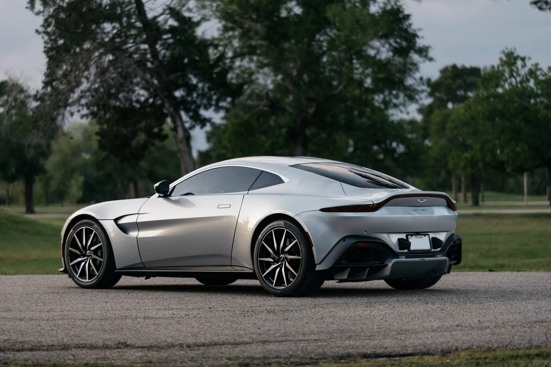 2019 Aston Martin V8 Vantage (2019+) - Image 20 of 31