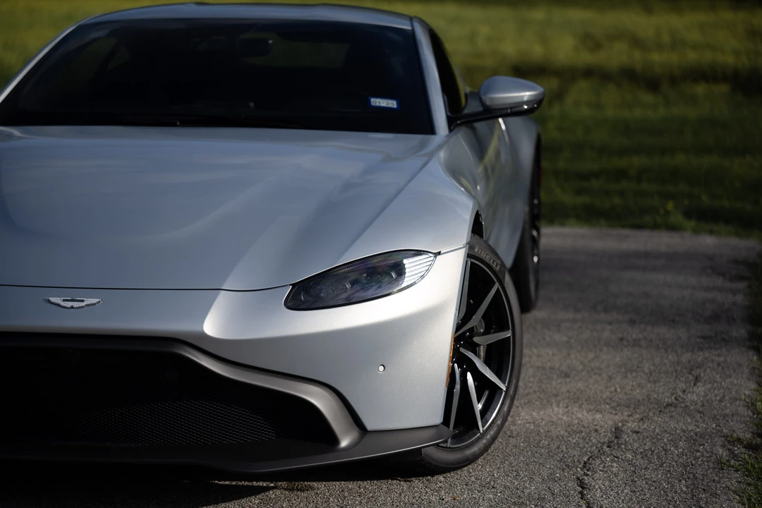 2019 Aston Martin V8 Vantage (2019+) - Image 30 of 31